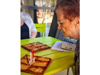 Maria Ballester Barceló, de Can Matas Va complir 101 anys dia 4 de setembre del 2021. Actualment viu a Dax, França.