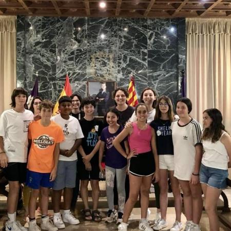 plenari infantil del curs 23-24 dirigit pel Consell d’Infants de Campos